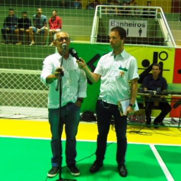 Ginásio Municipal foi entregue a comunidade Turvense