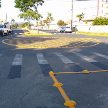 Nova rotatória no cruzamento da Capitão com Amaro