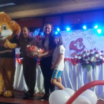 Alunos do Arroio ganham bicicletas e outros prêmios na festa de 20 anos do PROERD