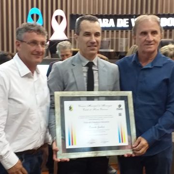 Ricardo Ghelere recebe Título de Cidadão Honorário Araranguaense
