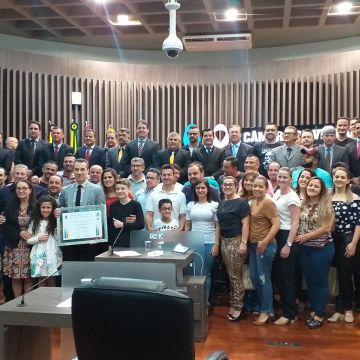 Ricardo Ghelere recebe Título de Cidadão Honorário Araranguaense