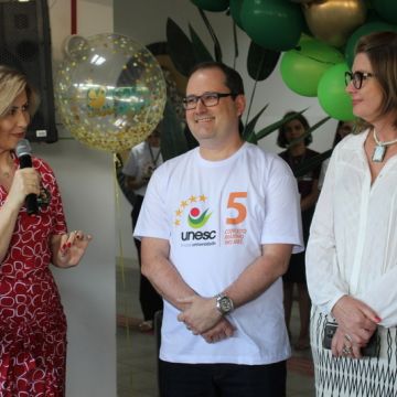 Colaboradores da Unesc comemoram conceito máximo na avaliação do MEC