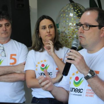 Colaboradores da Unesc comemoram conceito máximo na avaliação do MEC