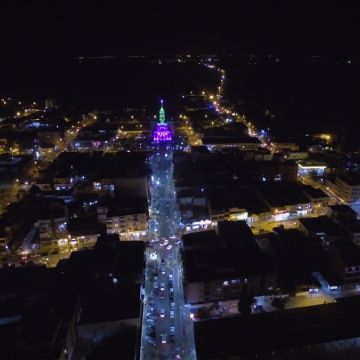 População se surpreende e aprova nova iluminação da Igreja matriz de Sombrio
