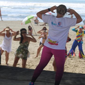 Verão Mais Unesc proporciona atividades de lazer à beira mar