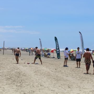 Verão Mais Unesc proporciona atividades de lazer à beira mar