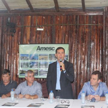 Prefeito de Balneário Gaivota assume Amesc