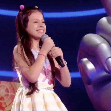 Família de araranguaense que está no The Voice Kids comenta conquista