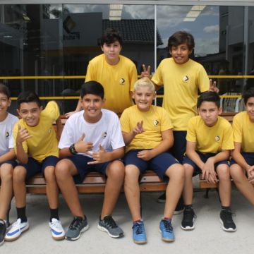 De casa nova e com instalações futuristas, Colégio Futurão recepciona alunos