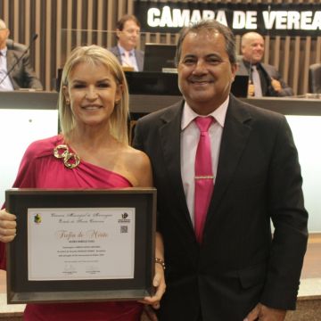 Vereadores homenageiam mulheres e sua representatividade