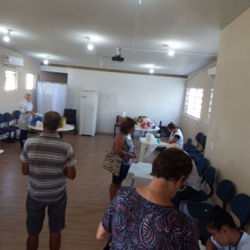 Grande procura pela vacina da gripe A faz município encomendar nova remessa de vacinas 