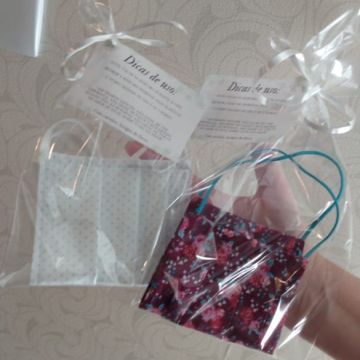 Grupo de Araranguá troca máscaras por alimentos