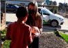 Prefeitura faz entrega de kits de lanche para crianças e adolescentes do Serviço de Convivência