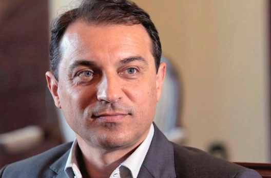 Apoio a Carlos Moisés avança na Assembleia