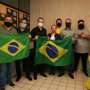 PTB confirma apoio a Ricardo Ghelere e Claudete