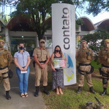 Empresas da Região de Araranguá se mobilizam na doação de automóvel para Polícia Militar