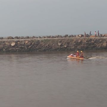 Busca por homem que está desaparecido no Rio Mampituba continua.