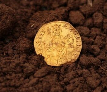 Arqueólogo encontra moeda avaliada em mais de R$ 1,5 milhão: será que você tem uma em casa?